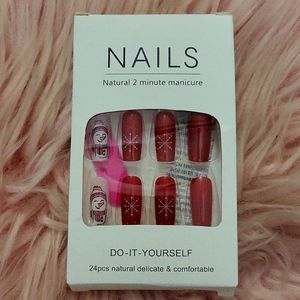 Brand New NAILS HOLIDAY INSPIRED False Nails-M